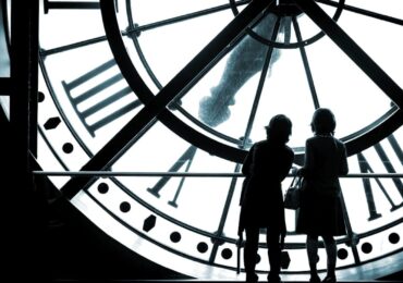 La nueva normalidad: la paradoja de un tiempo detenido